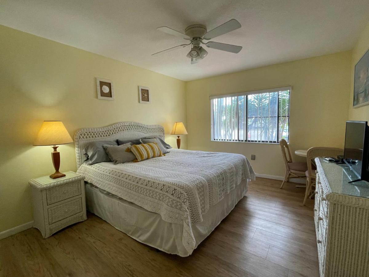 The Marlin - Cocoa Beach Apartment ภายนอก รูปภาพ